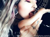 ravensiryn Photos