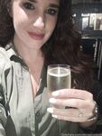 oliviascuckold Photos
