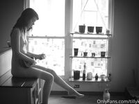 tillykush Photos