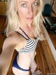 u171484815 Photos