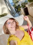 lyzmania Photos