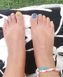 anaisfeet35 Photos