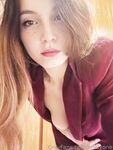 anelyone Photos