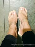 goddesselisaa Photos