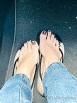 goddesselisaa Photos