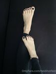 heidihotfeet Photos