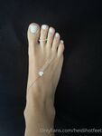 heidihotfeet Photos
