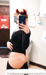 alaniroseefeet Photos