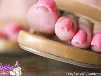 goddessmiia Photos