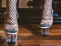 goddessmiia Photos