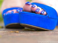 goddessmiia Photos