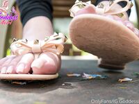 goddessmiia Photos