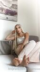 monamixxx Photos