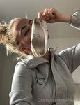 monamixxx Photos