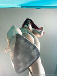 venuscladhot Photos