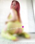 venuscladhot Photos