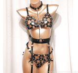 mistressyouko Photos