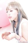 0079-EnaNishino Photos