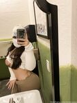 victoryaxo Photos