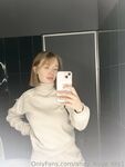 anny-huge-tits1 Photos