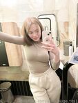 anny-huge-tits1 Photos