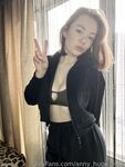 anny-huge-tits1 Photos