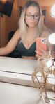 aphroditekiss Photos
