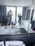 neversatisfiedxo Photos