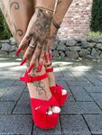 foxieefeet Photos