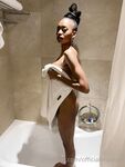 officiallinablack Photos