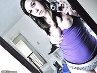 Big tit Emo babe Photos