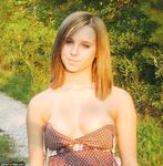 Busty ex-GF exposed Photos