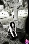 CosplayDeviants 1085_Embrace Photos