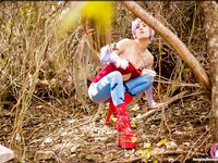 CosplayDeviants 1374_LittleSuccubus Photos