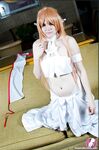 CosplayDeviants 1488_CagedHeroine Photos