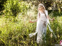 CosplayDeviants 1586_LadyofLight Photos