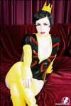 CosplayDeviants 1971_QueenoftheHive Photos