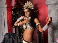 CosplayDeviants 2412_QueensAwakening Photos