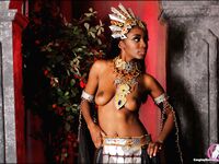 CosplayDeviants 2412_QueensAwakening Photos