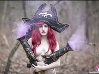CosplayDeviants 2593_ShockandAwe Photos