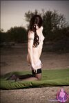 CosplayDeviants 700_YoungQueen Photos