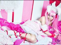 CosplayDeviants 843_Pink Photos