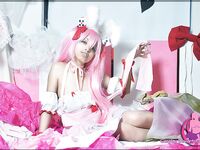 CosplayDeviants 843_Pink Photos
