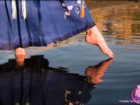CosplayDeviants 864_Sending Photos