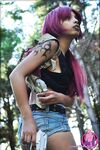 CosplayDeviants 896_TwoHands Photos