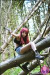 CosplayDeviants 896_TwoHands Photos