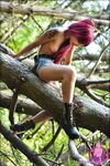 CosplayDeviants 896_TwoHands Photos