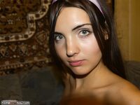 Lusty Russian babe Photos