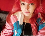 peachyxdreams Photos