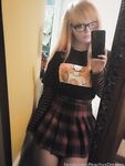 peachyxdreams Photos